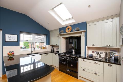 3 bedroom detached house for sale, Pinfold Lane, Mickletown Methley, Leeds, West Yorkshire