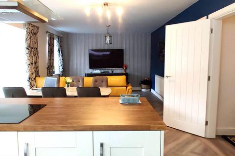 5 bedroom detached house for sale, Gershwin Road, Aylesbury HP21