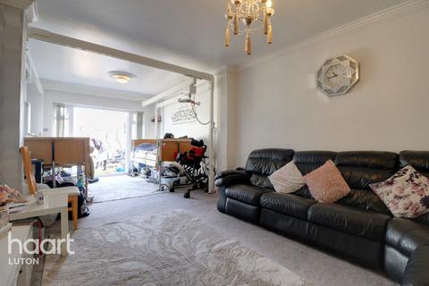 undefined, Carlton Crescent, Luton