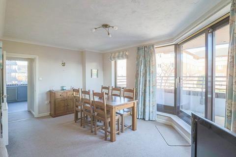 2 bedroom flat for sale, Carlton Mansions South, Sea Front Apartment