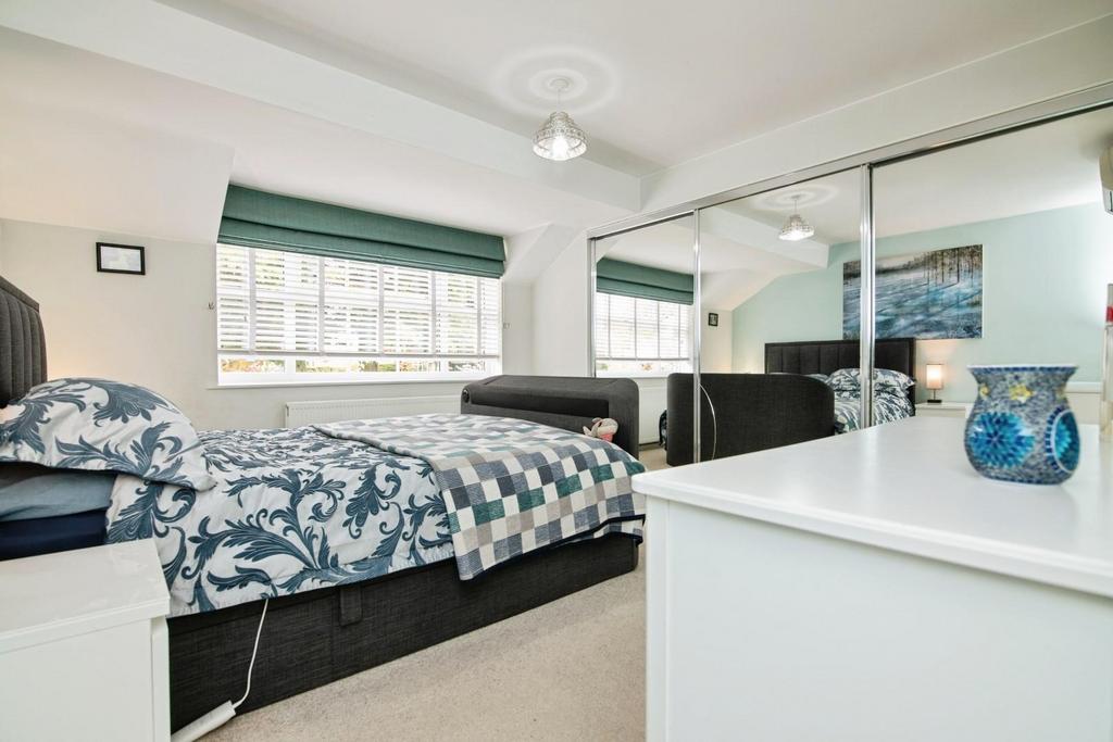 Grey-13.jpg