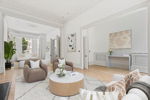 5 bedroom semi-detached house to rent, Brunswick Gardens, Kensington, London, W8
