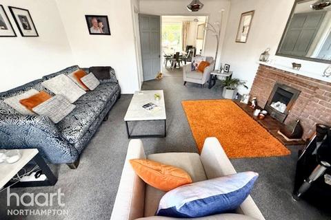 5 bedroom detached house for sale, Laneside Hollow, Northampton