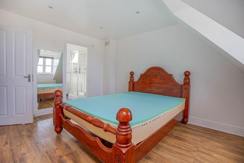 4 bedroom terraced house for sale, Jubilee Gardens, Malmesbury, SN16