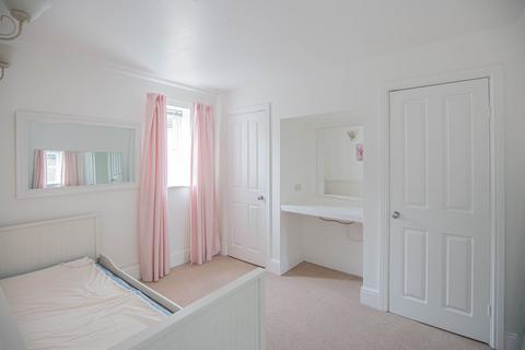 4 bedroom terraced house for sale, Jubilee Gardens, Malmesbury, SN16