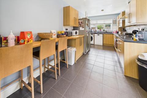 3 Darby Close, Purfleet, RM19 1AT