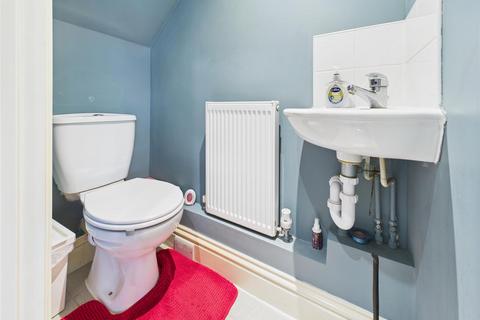 3 Darby Close, Purfleet, RM19 1AT
