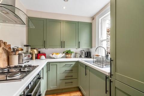 Basement Flat, 82a Devonport Road, London, W12 8NU