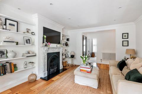 Basement Flat, 82a Devonport Road, London, W12 8NU