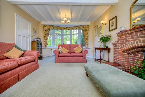 undefined, Upper Woodcote Road, Reading RG4