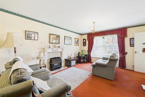 3 bedroom detached bungalow for sale, 7 Fieldfare, Driffield, YO25 5HL