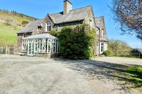 undefined, Penmachno