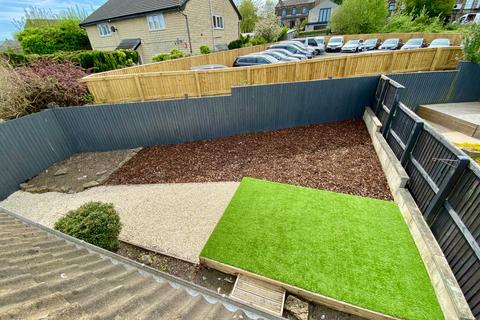 20 Hazelcroft, Bradford, BD2 3TE