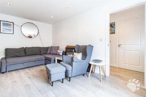 2 Blake Avenue, Basildon, SS14 2FS