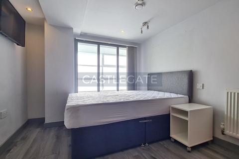 2 bedroom flat share to rent, The Works at Standard House, Half Moon Street, Huddersfield, HD1 2JF