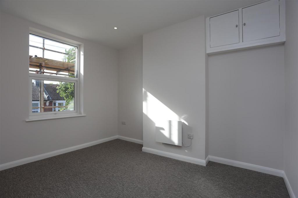 16b Riley Road (1).JPG