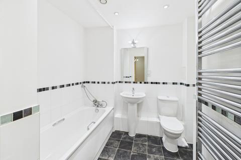 2 bedroom flat to rent, Winterthur Way, Victory Hill, Basingstoke, RG21