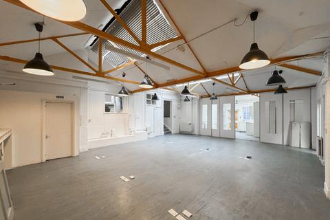 Office to rent, 51 Chalton Street, Euston, London, NW1 1HY