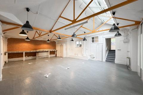 Office to rent, 51 Chalton Street, Euston, London, NW1 1HY