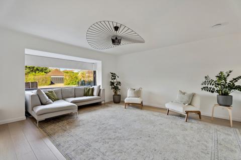 4a Wentworth Way, Pinner, HA5 1BL