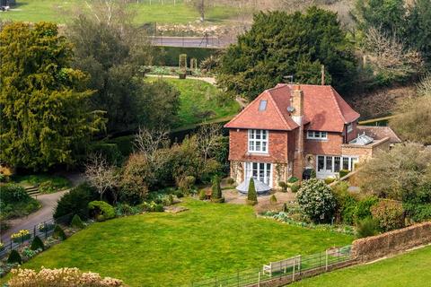 Old Well Cottage Mapleton Road, Westerham, TN16 1PS