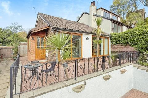 3 bedroom semi-detached bungalow for sale, Hough Side Close, LS28 9JL