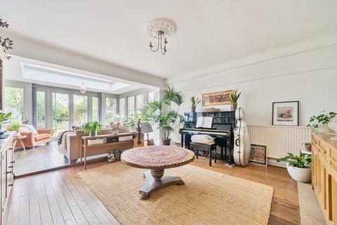 50 Brookvale Road, Southampton, SO17 1RA