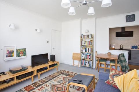 1 bedroom flat for sale, Clifton Crescent, Folkestone, CT20