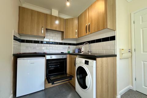 1 bedroom flat to rent, Abbeyfields, PETERBOROUGH PE2