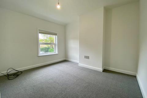 6 Waterloo Crescent, Bradford, BD10 0NQ