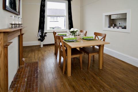 5 bedroom terraced house for sale, Potternewton Lane, Chapel Allerton, Leeds, LS7