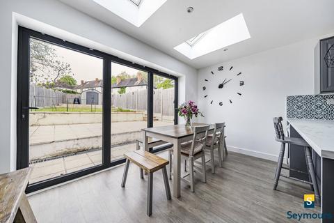 4 bedroom semi-detached house for sale, Stag Hill, Surrey GU2