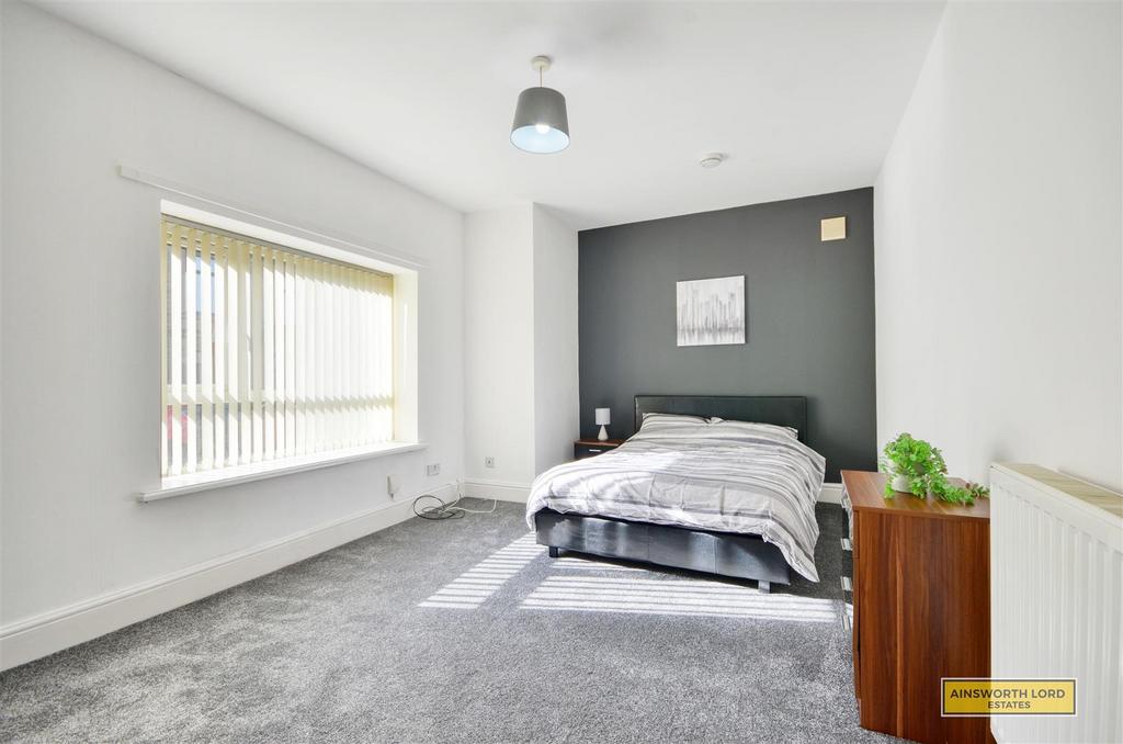 Furnished room