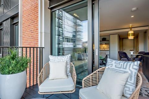 1 bedroom flat to rent, Garrett Mansions, W2