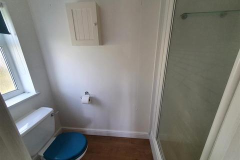 3 bedroom flat to rent, Carnon Downs, Truro