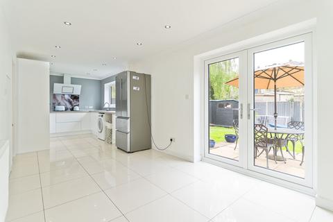 4 bedroom detached house for sale, Cutter Close, Newport, NP19