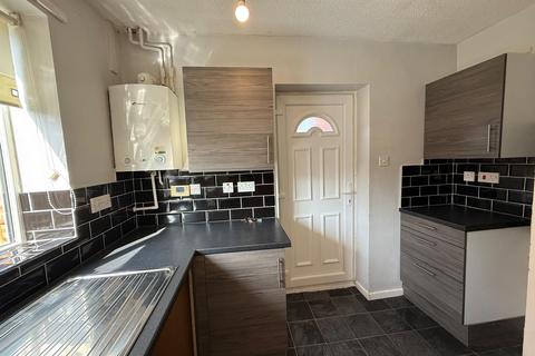 2 bedroom house to rent, Redberry Way, South Shields NE34