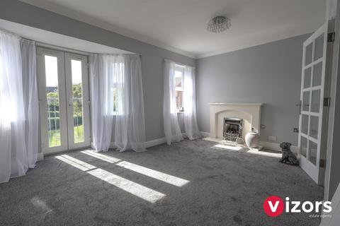 4 bedroom semi-detached house for sale, Compass Way, Breme Park, Bromsgrove