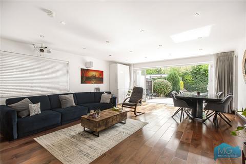 undefined, Hutton Grove, London, N12