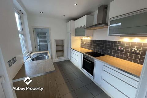 3 bedroom detached house to rent, St. Pauls Road, Luton, LU1