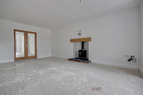 5 bedroom detached house for sale, Birch House, Riplingham Road, Skidby