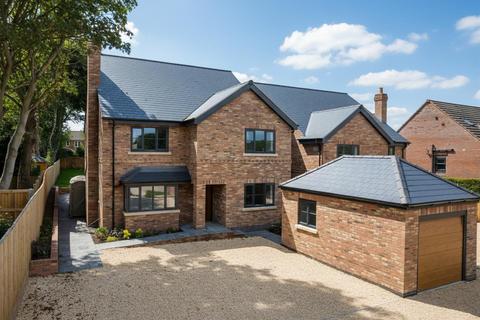 5 bedroom detached house for sale, Birch House, Riplingham Road, Skidby