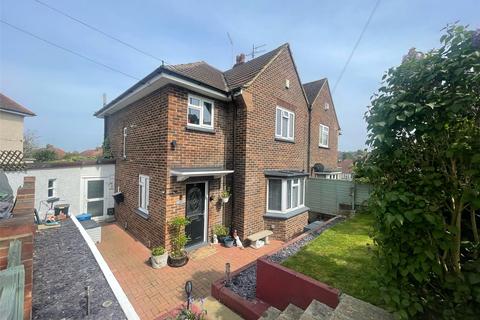 95 Taunton Vale, Gravesend, DA12 5QZ