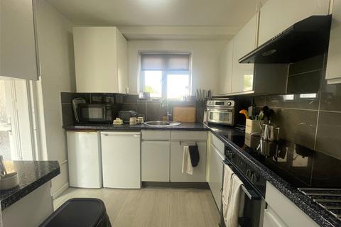 95 Taunton Vale, Gravesend, DA12 5QZ