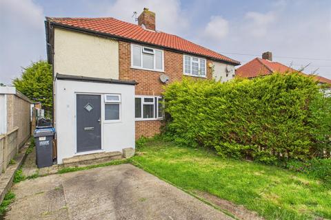3 Grenville Road, New Addington, Croydon, CR0 0NZ
