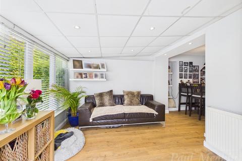 3 Grenville Road, New Addington, Croydon, CR0 0NZ