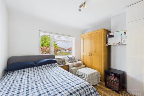 3 Grenville Road, New Addington, Croydon, CR0 0NZ