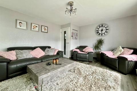 3 bedroom semi-detached house for sale, Harcourt Avenue, Bradford BD13