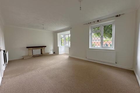 20 Anglesey Mead, Chippenham, SN15 3UB