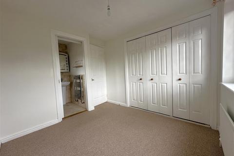 20 Anglesey Mead, Chippenham, SN15 3UB